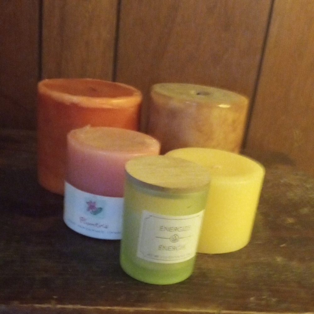Vibrant Scented Candle Set - Orange, Pink, Green, Yellow